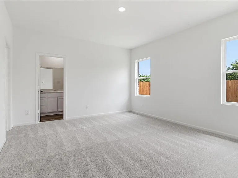 2120 Prairie Ln — Photo 10