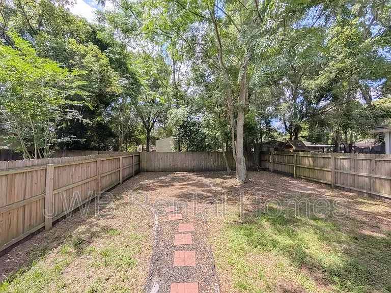 8752 India Ave — Photo 14