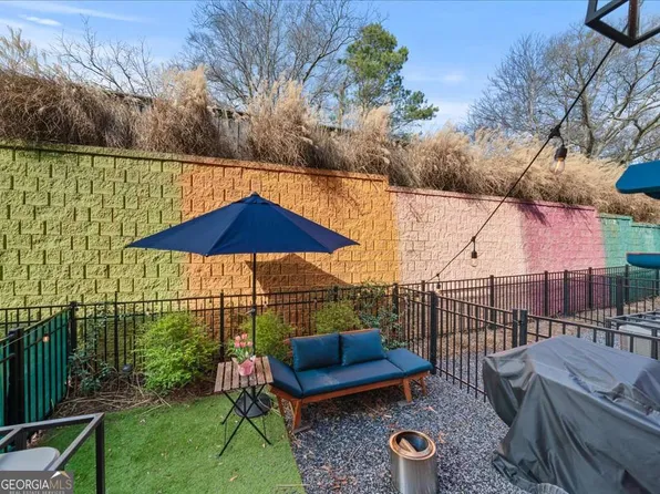 166 Color Cir, Atlanta, GA 30317