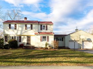 6 Shagbark Rd, West Bridgewater, MA 02379