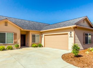 3290 Piper Way, Redding, CA 96001