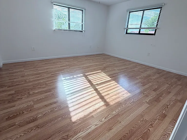 1931 SW 17th Ct — Photo 18
