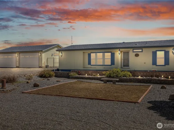 403 Apple Place SW, Mattawa, WA 99349