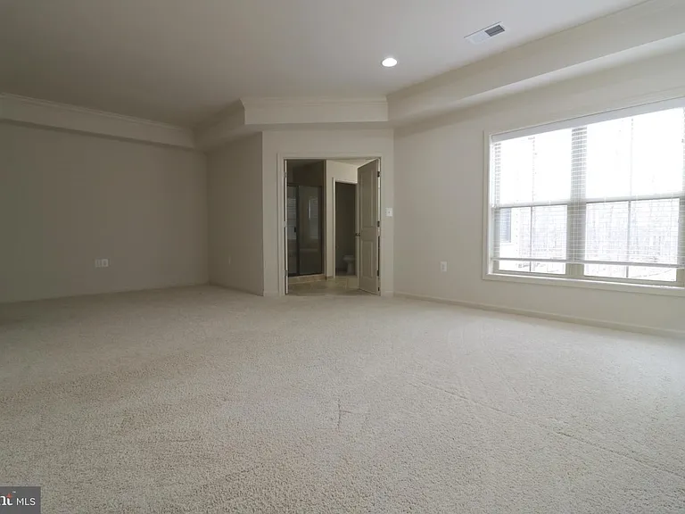 23335 Tradewind Dr — Photo 28