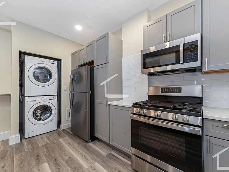 44 Brackett St #3 — Photo 11