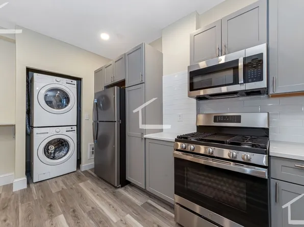 44 Brackett St, Brighton, MA
