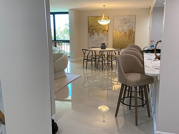 3rd image of 2025 Lavers Cir APT D404