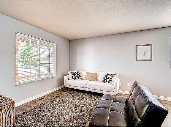 3rd image of 5870 Pintail Way