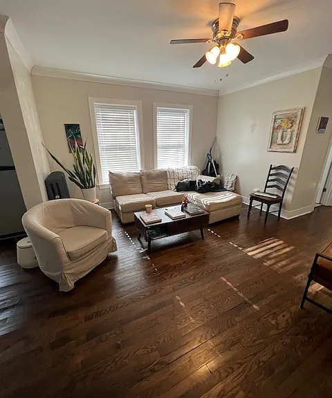 2535 N Seminary Ave — Photo 3
