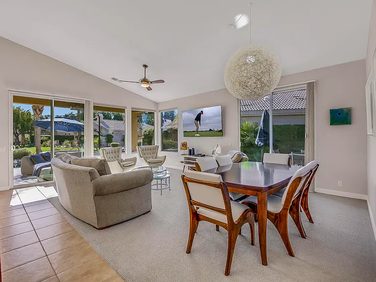 67361 N Laguna Dr — Photo 5