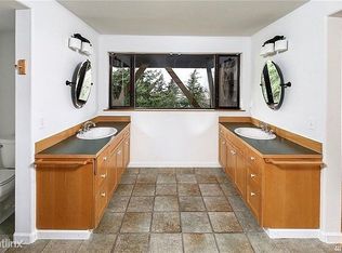213 Morey Ave, Bellingham, WA 98225