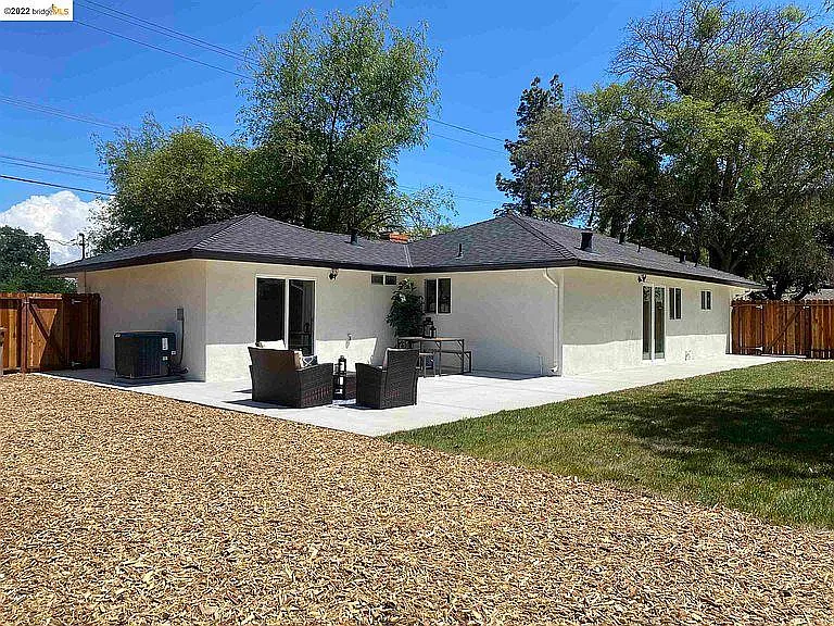 155 Taylor Blvd — Photo 22