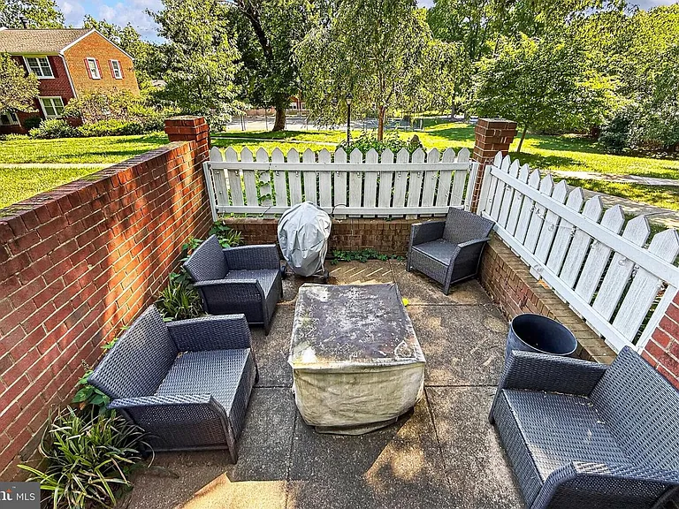 2711 S Walter Reed Dr #A — Photo 25