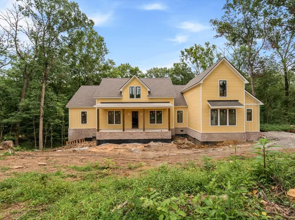 971 Palmer Rd, Lebanon, TN 37090