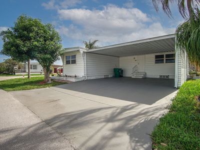 8601 SW 22nd St, Davie, FL, 33324