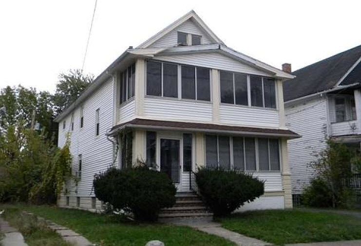 2nd image of 4135 E 142nd St