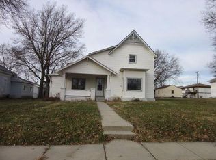 515 S 9th St, Beatrice, NE 68310