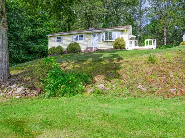 164 South Brooksvale Road, Cheshire, CT 06410