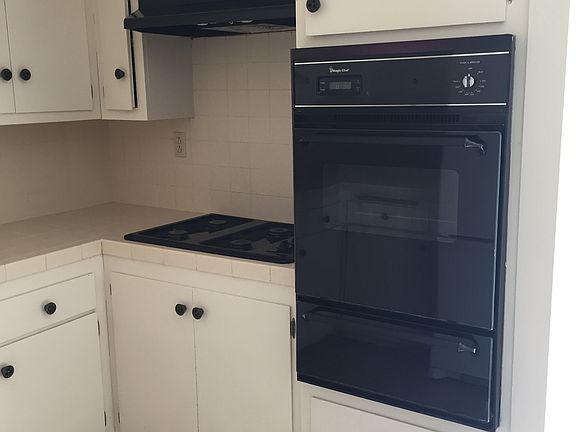 5th image of 228 E Plymouth St APT 6