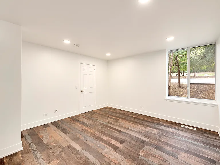 6023 Forest View Rd #1E — Photo 22