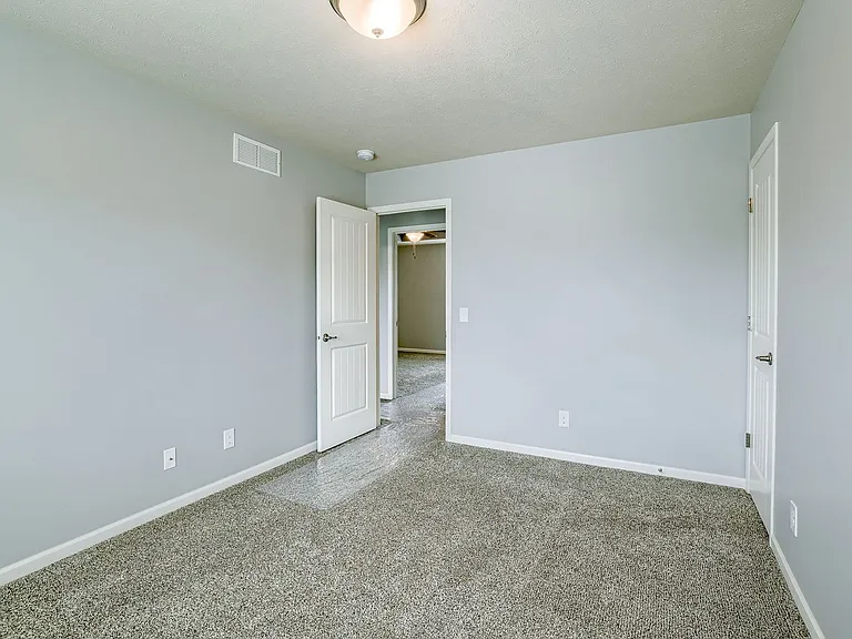 18906 Birch Ave — Photo 19