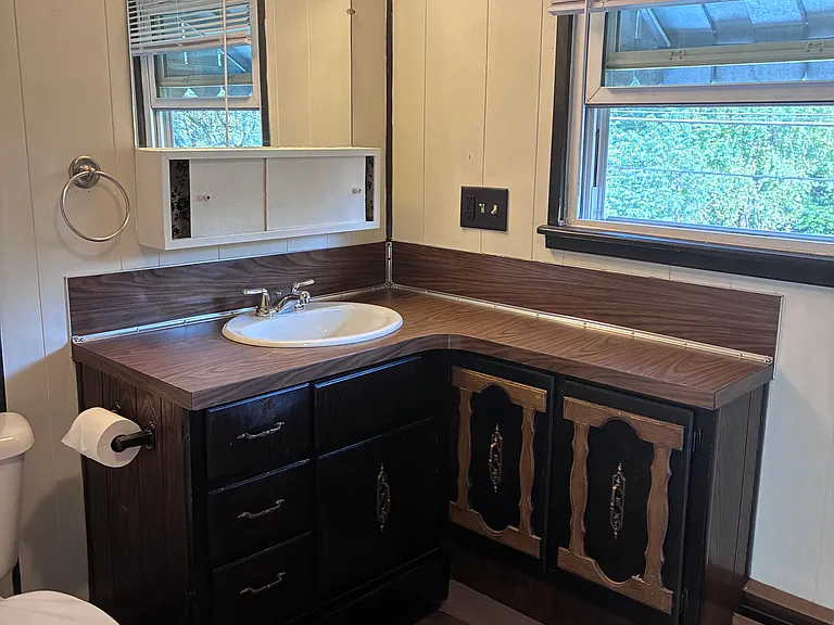 813 N Main St — Photo 11
