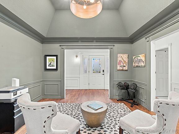 5th image of 8236 S Evanston Ave