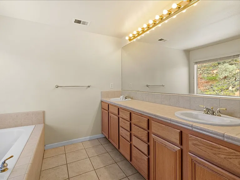 3420 Long Dr — Photo 13