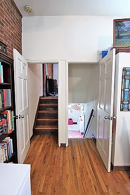 5th image of 310 W 81st St #6