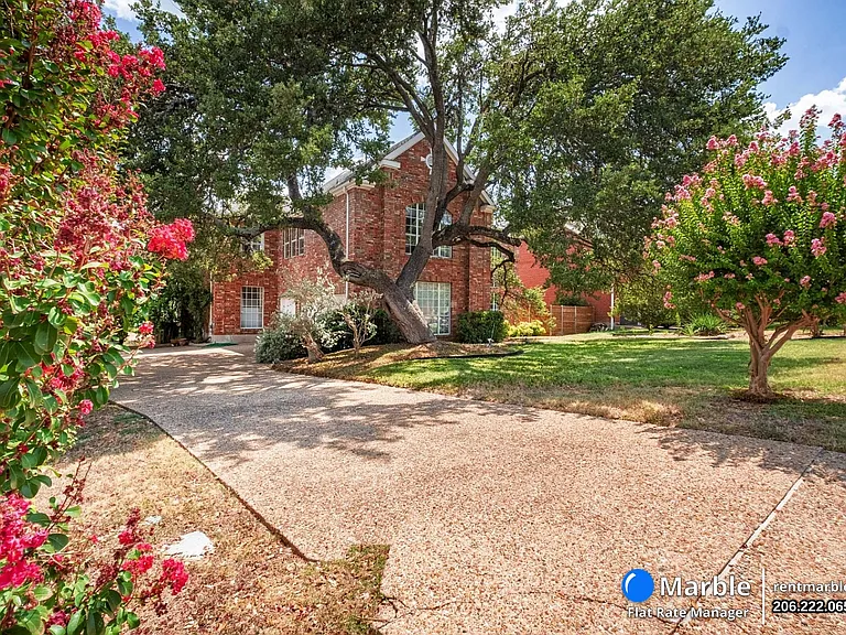 5511 Courtyard Dr — Photo 44