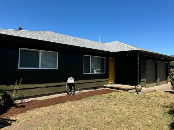 2545 31st St, Springfield, OR 97477