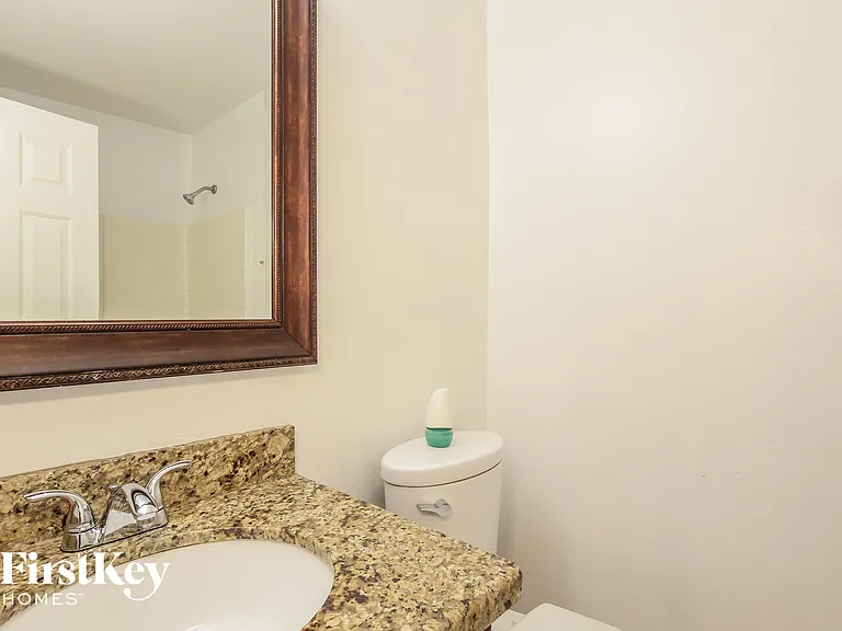 1491 S 171st Ln — Photo 13