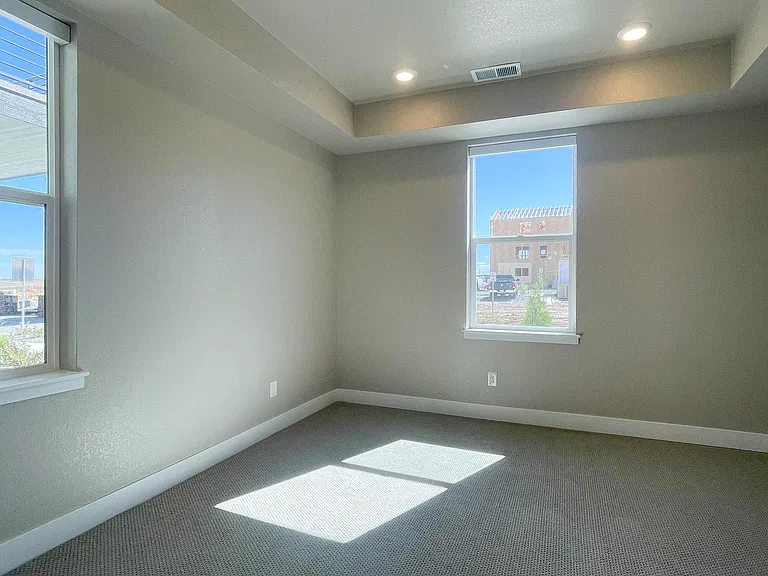 1805 W 166th Ave — Photo 21