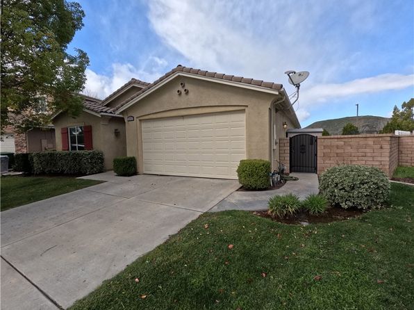 34563 Wintersweet Ln