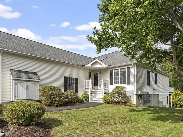 1 Blueberry Ln Unit 1, Southborough, MA 01772
