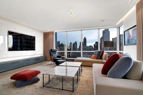 Sold by Engel & Völkers New York City | media 2