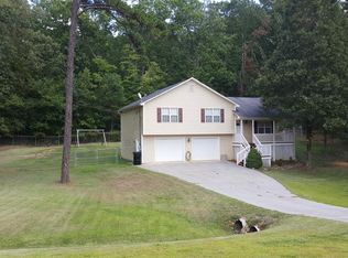 37 Etowah Ridge Dr, Cartersville, GA 30120