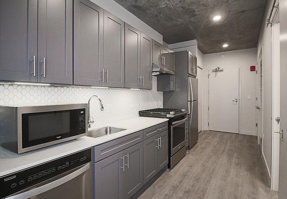 Studio Bathroom S1/S2 Floor Plan