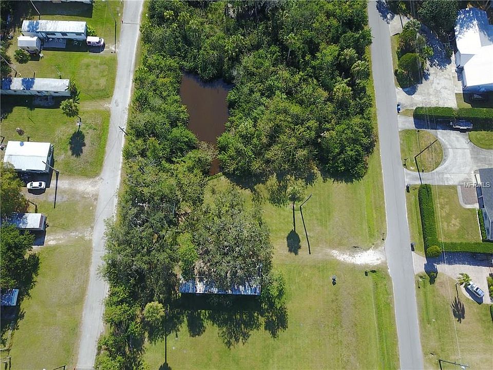 1st image of 9922 River Dr
