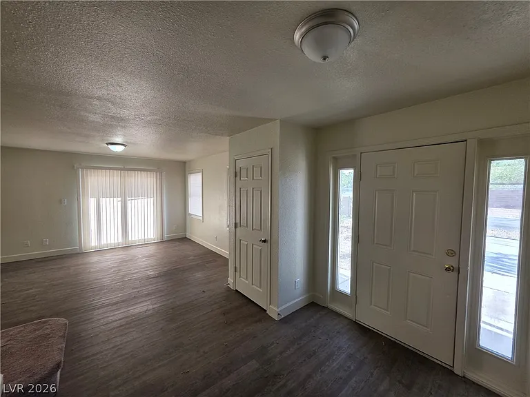 1590 Mustang Dr — Photo 64