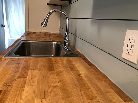 5th image of 523 Mission St APT 2