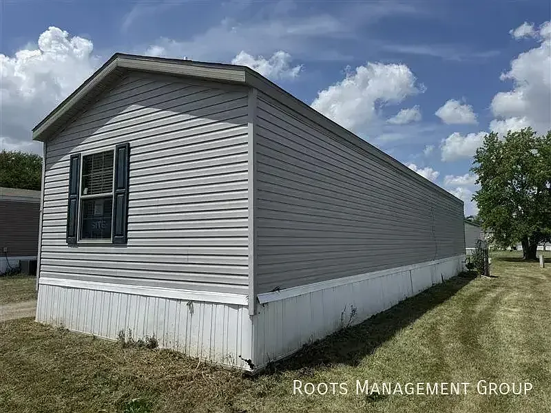 3 Bed 2 Bath Home Available for Lease at Fort Wayne MHC - Apply Now! — Photo 2