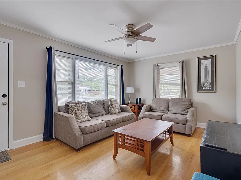 1827 Fargo Dr — Photo 13