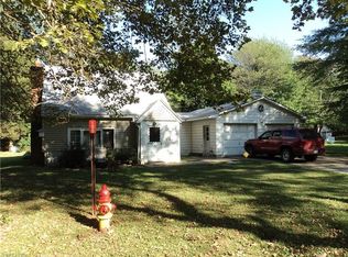 7798 Pennsylvania Ave, Conneaut, OH 44030
