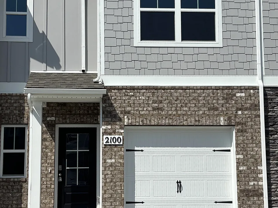 2100 Widgeon Point
