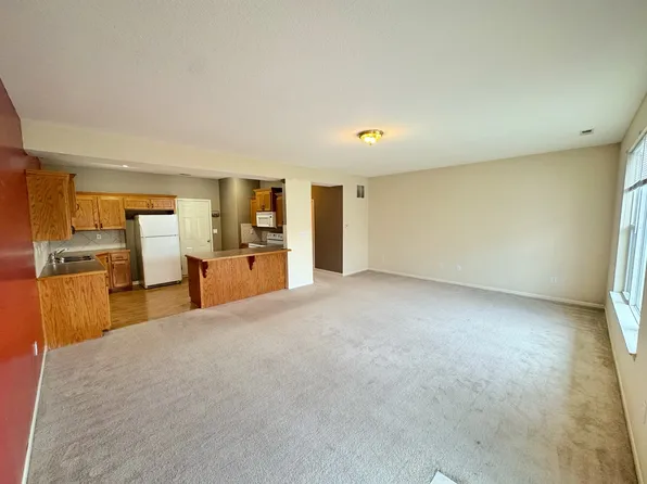 1214 Dustins Way, Warrensburg, MO 64093