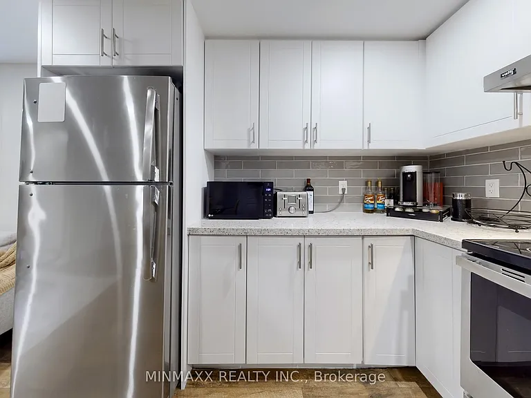 419 Wettlaufer Ter — Photo 21