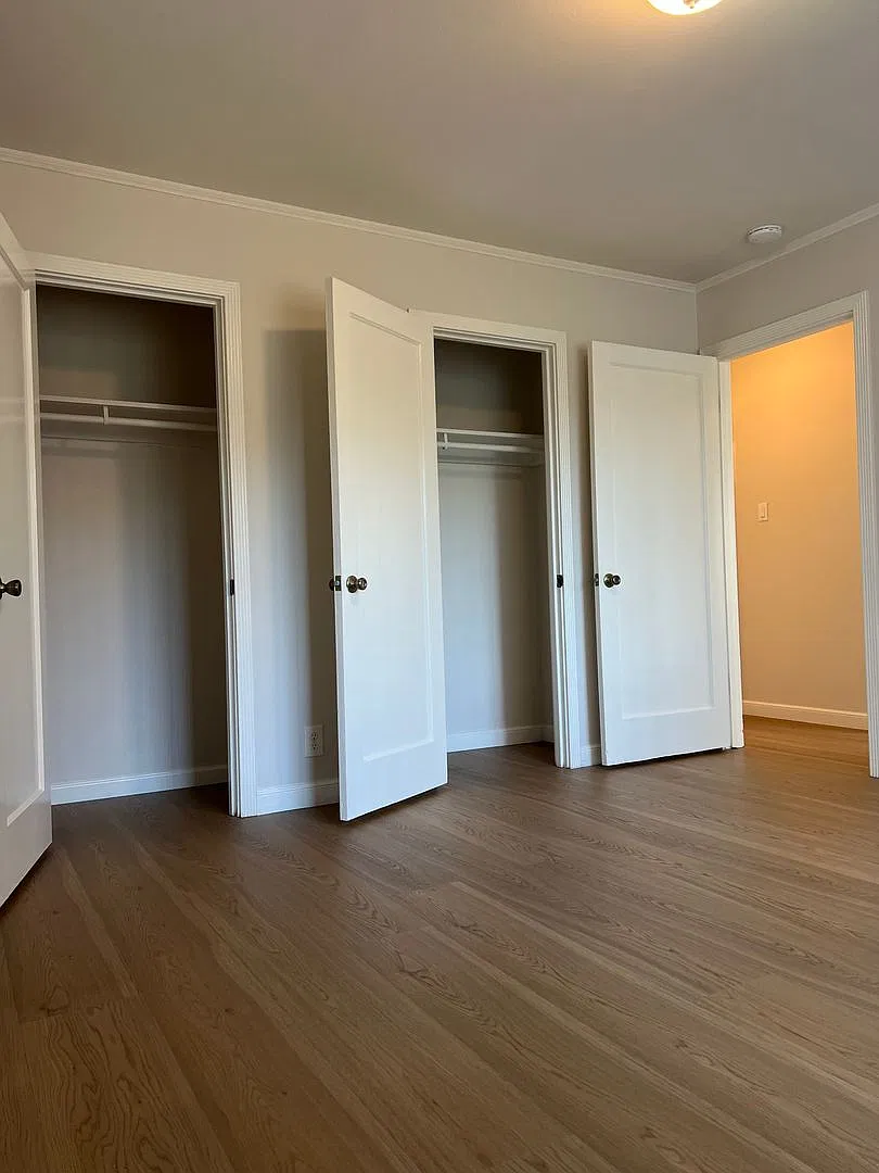 3725-3727 Irving St #3725 - Main Image