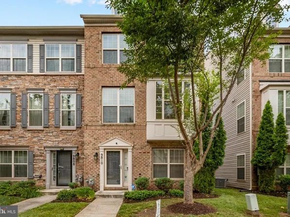 9810 Smithview Pl, Lanham, MD 20706