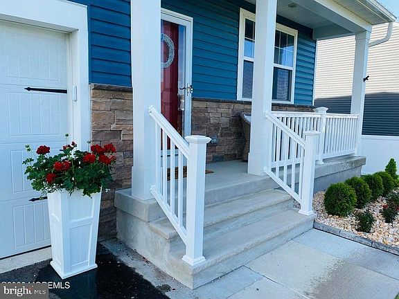 2nd image of 143 Cox Rd